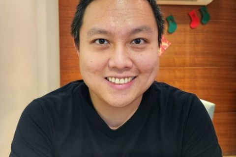 Headshot of Qiurong Song