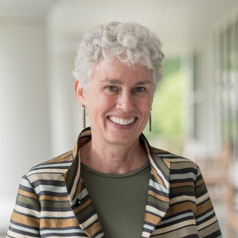 Headshot of Cindy Brewer