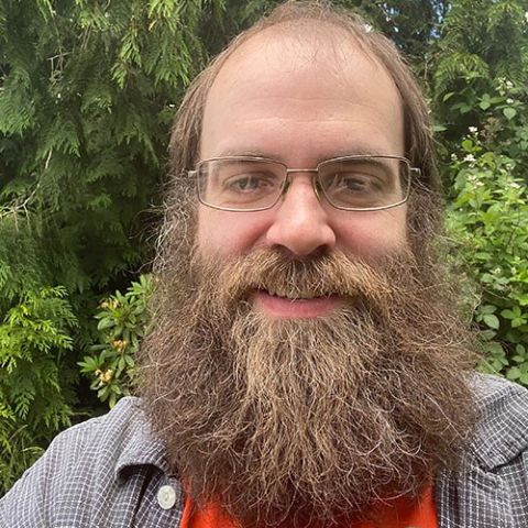 Headshot of Jonathan Dodge