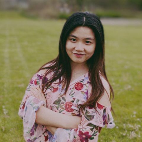 Headshot of Na Li