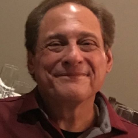 Headshot of Rob Lipton
