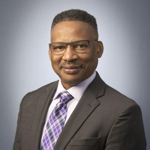 Headshot of Roderick Lee