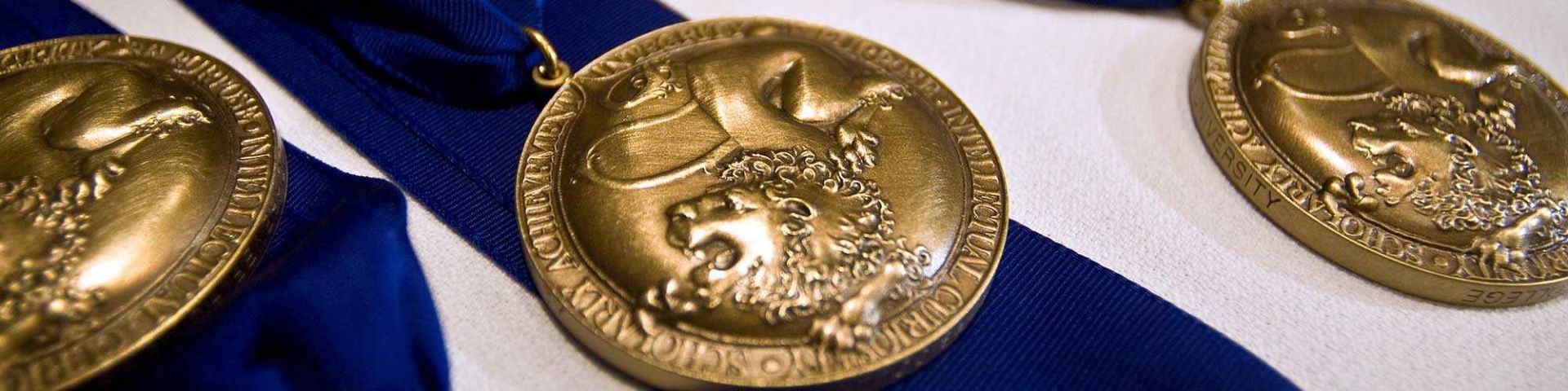 honors medal