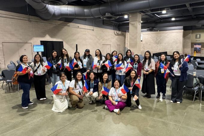 Students pose at the Grace Hopper Conference