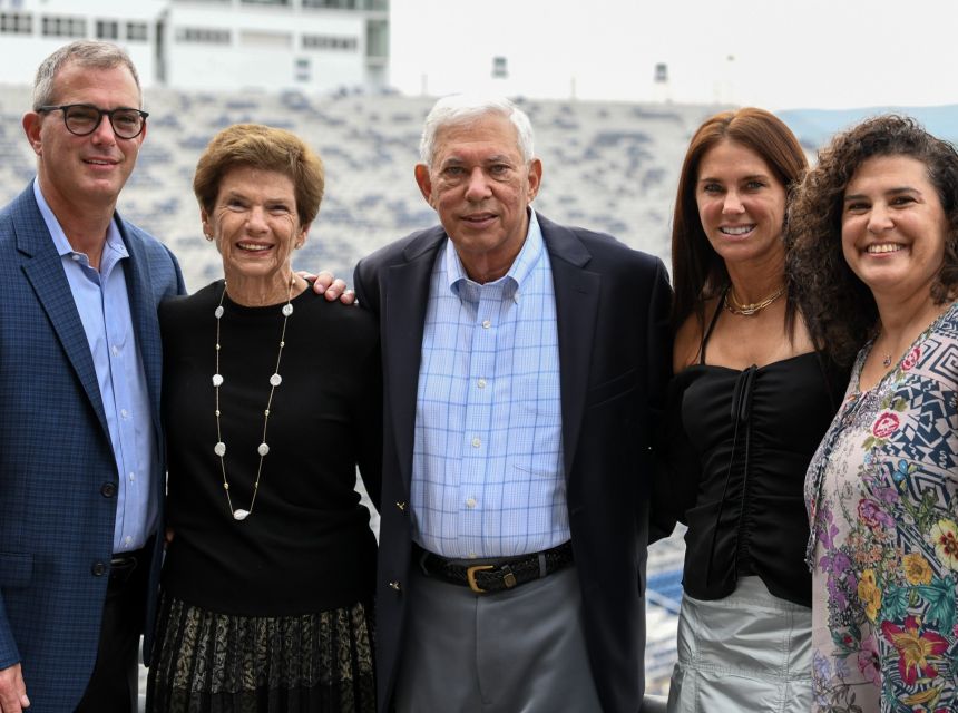 Gene and Roz Chaiken with their children.